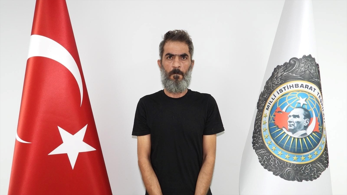 MİT, Reyhanlı’daki terör saldırısının faillerinden Ömer el-Hatip’i yakaladı MİT, Reyhanlı’daki terör saldırısının faillerinden Ömer el-Hatip’i yakaladı