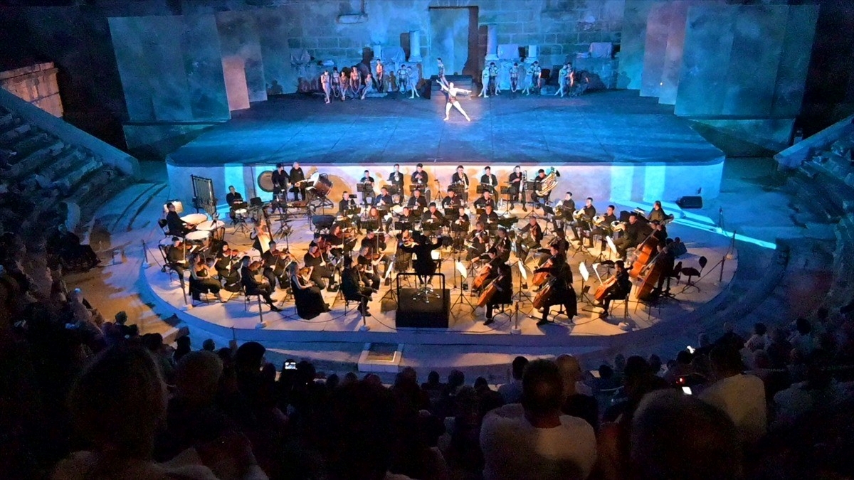 Opera ve balenin perdesi Anadolu’nun ilçelerinde açılacak