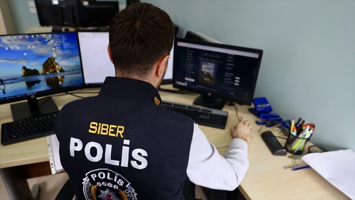 Siber suçlara yönelik 22 ilde düzenlenen operasyonlarda yakalanan 137 şüpheli tutuklandı