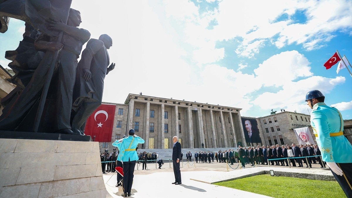TBMM’de 28. Dönem 5. Yasama Yılı açılışı dolayısıyla tören düzenlendi TBMM’de 28. Dönem 5. Yasama Yılı açılışı dolayısıyla tören düzenlendi