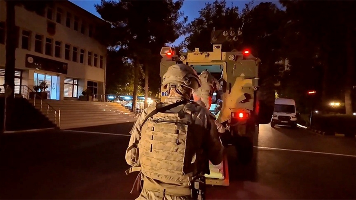 Terör örgütü DEAŞ’a yönelik 22 ildeki operasyonlarda 59 kişi yakalandı