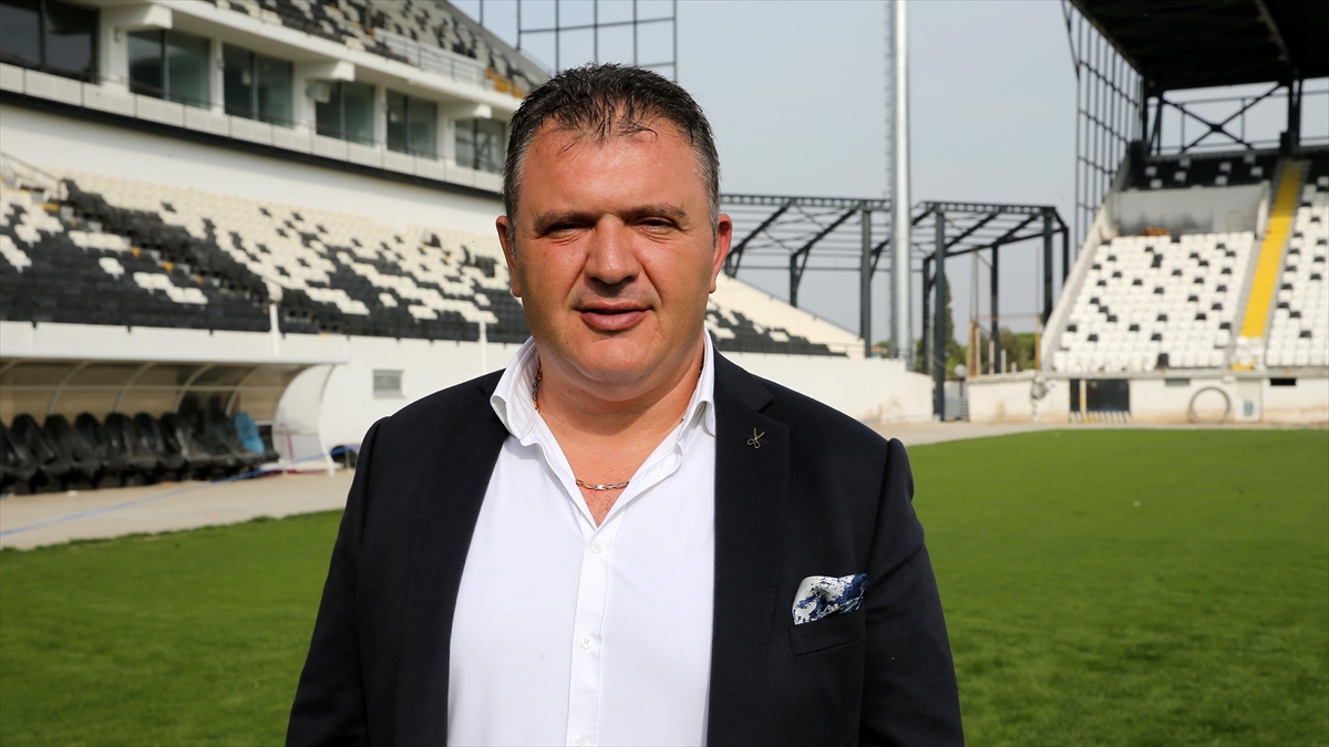 TFF Yönetim Kurulu Üyesi Mevlüt Aktan, görevinden istifa etti TFF Yönetim Kurulu Üyesi Mevlüt Aktan, görevinden istifa etti
