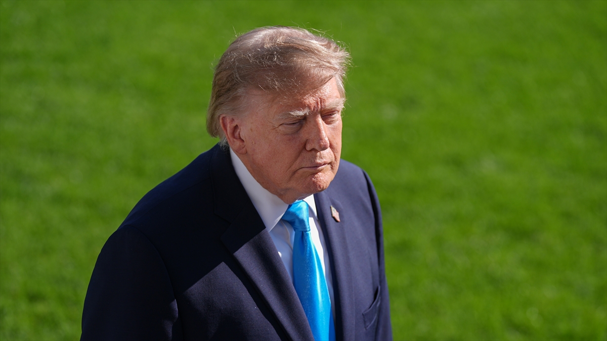 Trump “süper zeka” yerine “yapay zeka” terimini kullananları “düşman” ilan etti Trump “süper zeka” yerine “yapay zeka” terimini kullananları “düşman” ilan etti