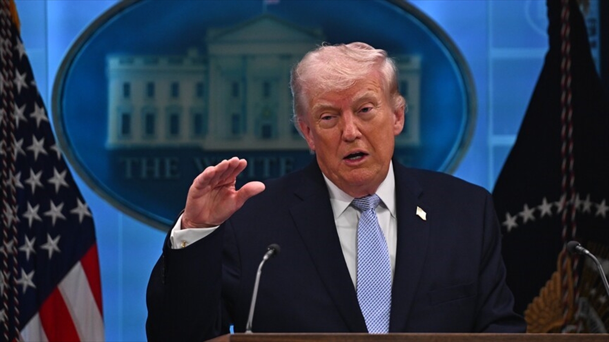 Trump’tan İran’ın nükleer tesislerine “tüm bombaların anası” ile saldırılabileceği sinyali