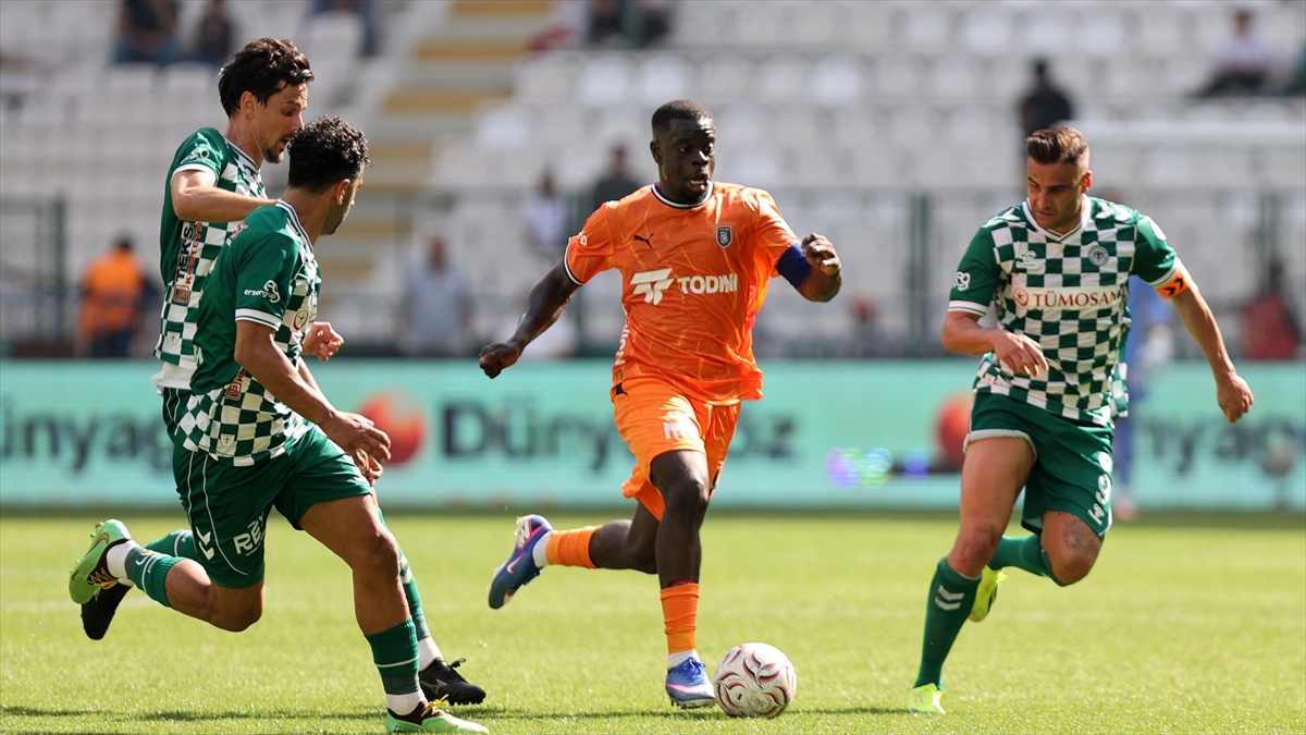 TÜMOSAN Konyaspor ile İstanbul Başakşehir berabere kaldı TÜMOSAN Konyaspor ile İstanbul Başakşehir berabere kaldı