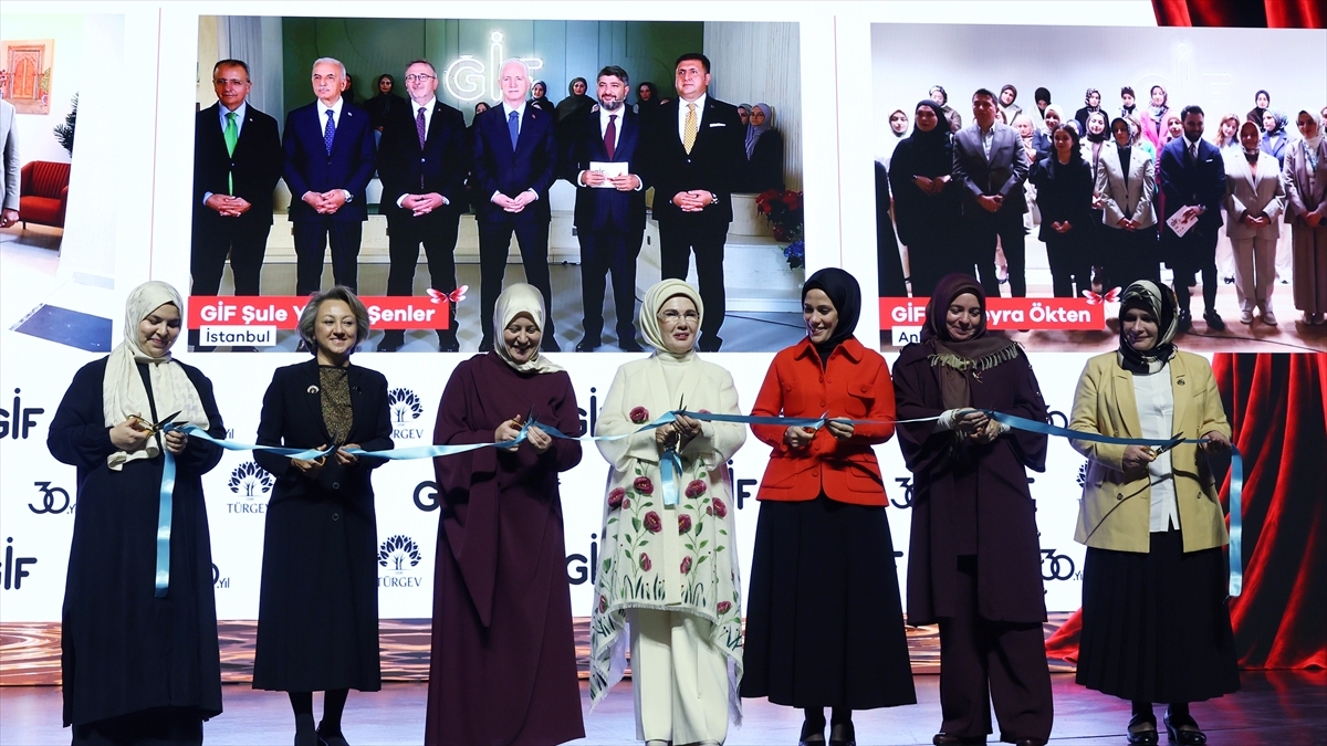 TÜRGEV’in GİF’27 sezon açılışı AKM’de gerçekleştirildi TÜRGEV’in GİF’27 sezon açılışı AKM’de gerçekleştirildi
