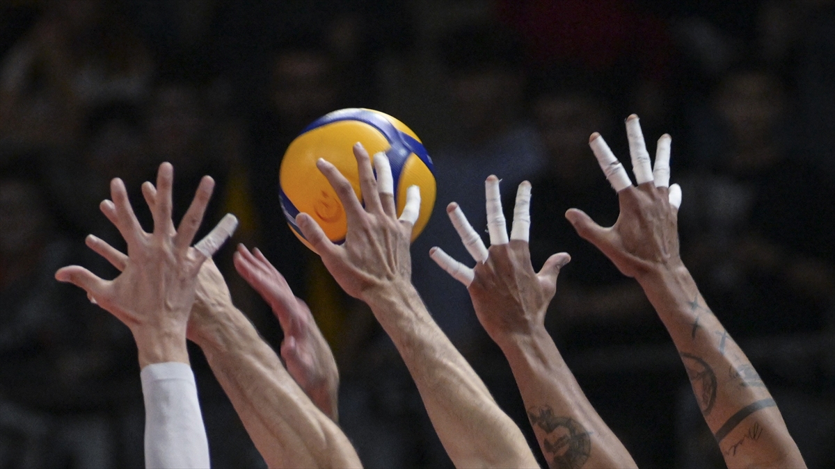 Voleybolda Erkekler Şampiyonlar Kupası yarın sahibini bulacak Voleybolda Erkekler Şampiyonlar Kupası yarın sahibini bulacak
