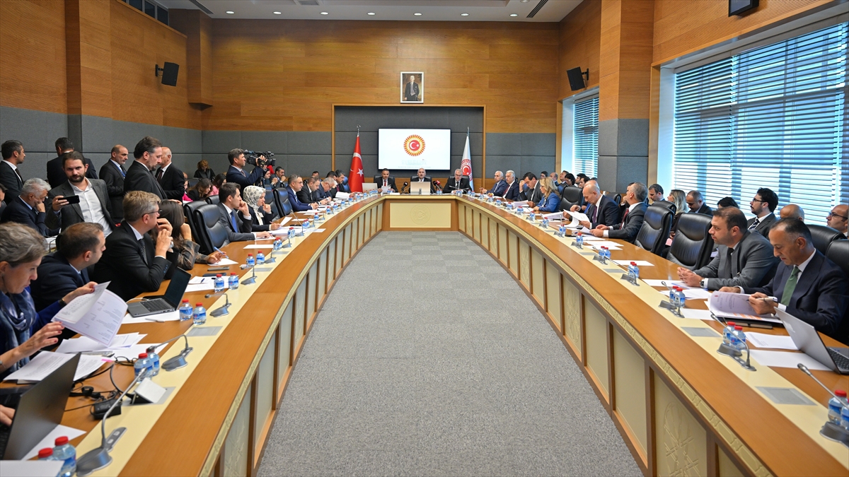 Yabancı Dijital Konaklama Platformları Kanunu Teklifi, komisyonda kabul edildi Yabancı Dijital Konaklama Platformları Kanunu Teklifi, komisyonda kabul edildi