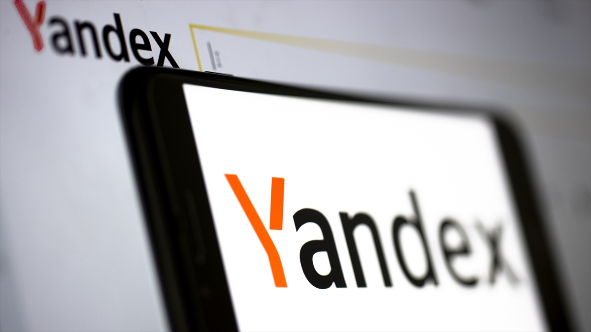 Yandex saldırılarda zarar görmeyen üç süper bilgisayarını taşımaya başladı Yandex saldırılarda zarar görmeyen üç süper bilgisayarını taşımaya başladı